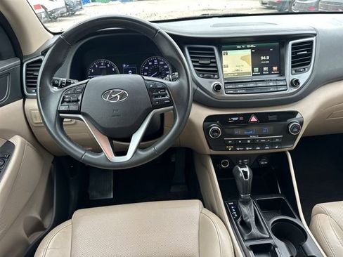 Used 2017 Hyundai Tucson SE Plus image 16
