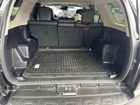 Used 2021 Toyota 4Runner Venture w/ Moonroof Package AWD/4WD image 16