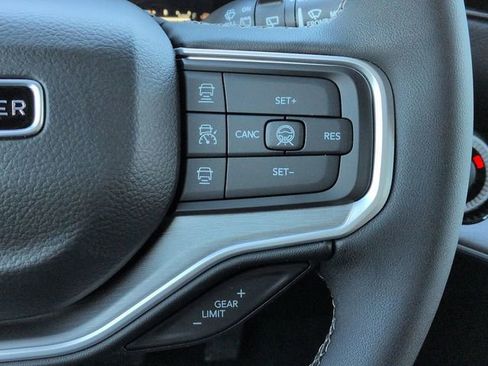 New 2026 Jeep Grand Wagoneer 2WD image 25