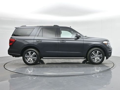 Used 2022 Ford Expedition Limited image 31