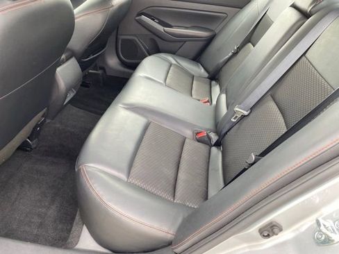 Used 2024 Nissan Altima 2.5 SR FWD image 27