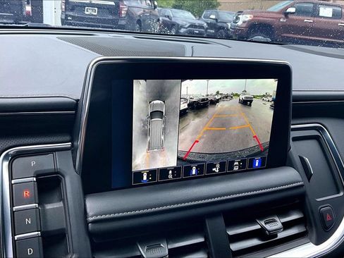 Used 2023 Chevrolet Tahoe Premier w/ Premium Package RWD image 17