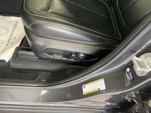 Certified 2023 Jeep Grand Cherokee L Limited image 7