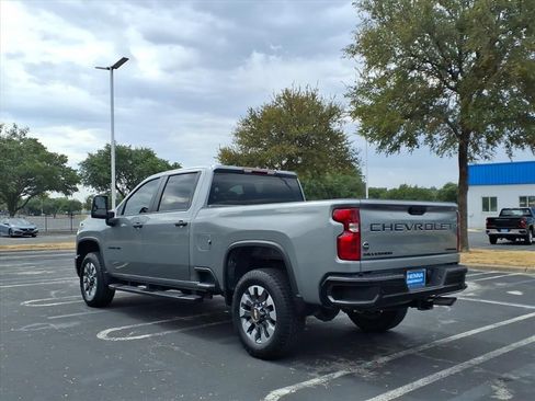 Used 2024 Chevrolet Silverado 2500 Custom w/ Custom Value Package AWD/4WD image 7