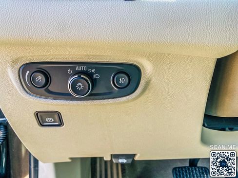 Used 2020 GMC Terrain Denali w/ Denali Premium Package AWD/4WD image 19