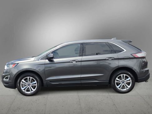 Used 2018 Ford Edge Titanium w/ Technology Package AWD/4WD image 5
