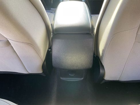 Used 2017 Ford Fusion S image 27