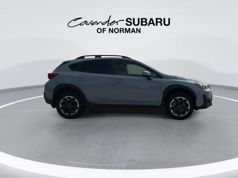 Used 2023 Subaru Crosstrek 2.0i Premium AWD/4WD image 9