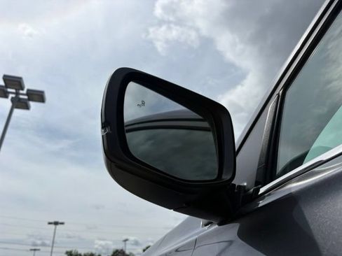 Used 2023 Honda Pilot EX-L image 14