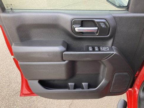 Used 2022 Chevrolet Silverado 1500 Custom image 13