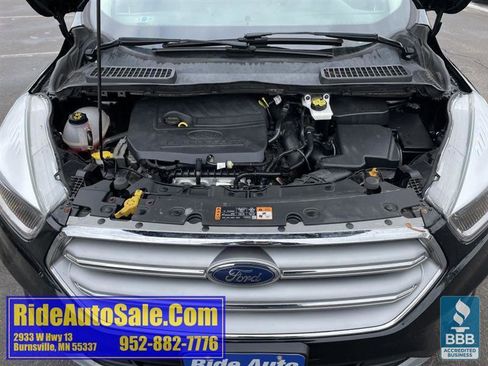 Used 2017 Ford Escape SE image 21
