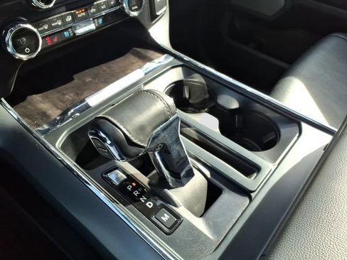 Used 2021 Ford F150 Lariat image 18