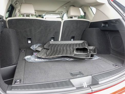 Certified 2025 Acura RDX w/ Technology Package image 29