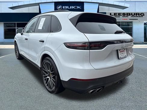 Used 2022 Porsche Cayenne S AWD/4WD image 5