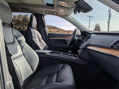 Used 2023 Volvo XC90 T8 Plus w/ Protection Package Premier image 21