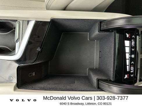 Used 2023 Volvo XC60 B5 Ultimate w/ Climate Package AWD/4WD image 20