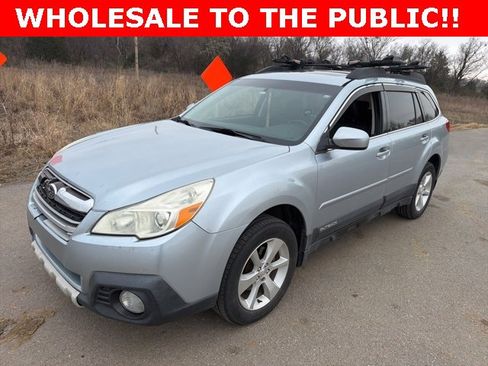 Used 2013 Subaru Outback 2.5i Limited w/ Moonroof Pkg image 9