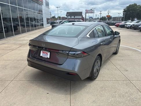 Used 2026 Nissan Sentra SV w/ Floor Mat Package FWD image 7