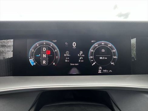 New 2026 Volkswagen Tiguan SE R-Line AWD/4WD image 15