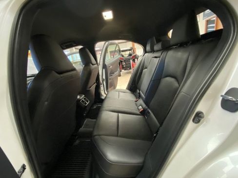 Used 2021 Lexus UX 200 w/ Accessory Package (Z1) image 15