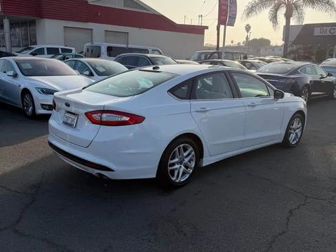 Used 2013 Ford Fusion SE image 5