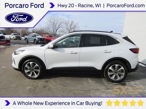 Used 2025 Ford Escape Platinum w/ Class II Trailer Tow Package AWD/4WD image 1