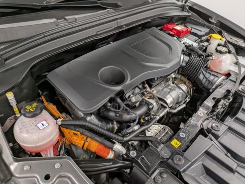 Used 2024 Alfa Romeo Tonale Ti w/ Premium Interior Package image 30