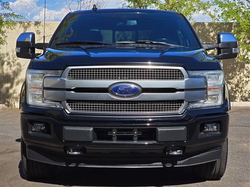 Used 2018 Ford F150 Platinum w/ Equipment Group 701A Luxury AWD/4WD image 4