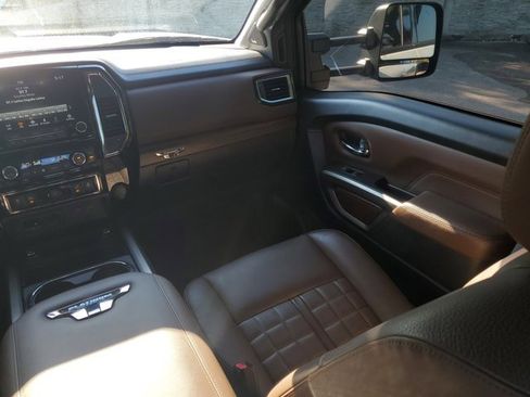 Used 2023 Nissan Titan Platinum Reserve w/ Moonroof Package image 23