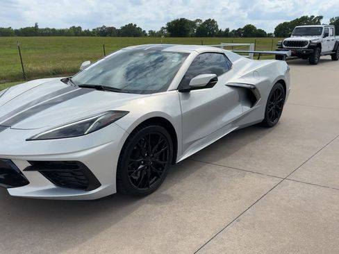 Used 2024 Chevrolet Corvette Stingray Premium Conv w/ Battery Protection Package RWD image 5