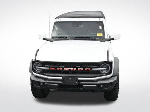 Used 2024 Ford Bronco Outer Banks w/ Sasquatch Package image 22