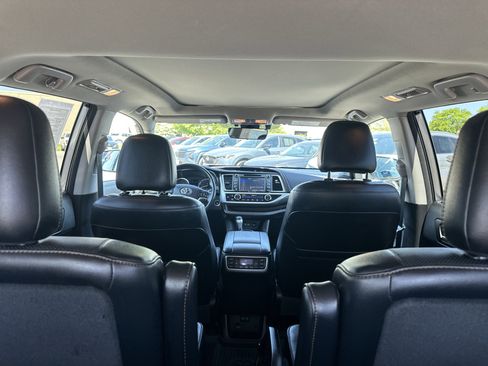 Used 2018 Toyota Highlander Limited Platinum w/ Protection Package #3 AWD/4WD image 14
