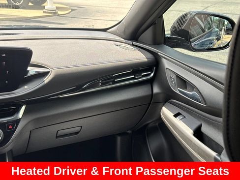 Used 2025 Buick Envista Sport Touring w/ Convenience I Package FWD image 20