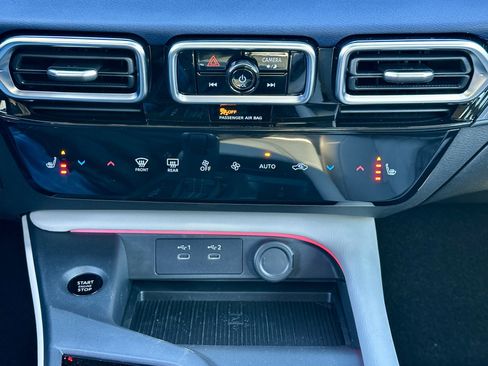 New 2026 Nissan Sentra SL w/ Floor Mat Package FWD image 18