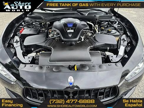 Used 2017 Maserati Ghibli S Q4 AWD/4WD image 28