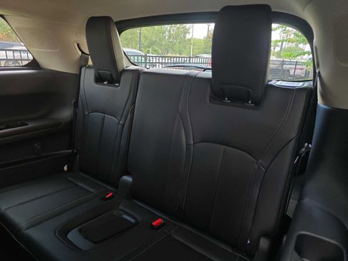 Used 2025 INFINITI QX60 Luxe FWD image 9