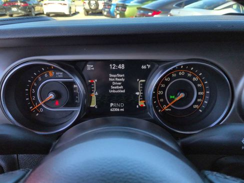 Used 2020 Jeep Wrangler Unlimited Sport S image 32