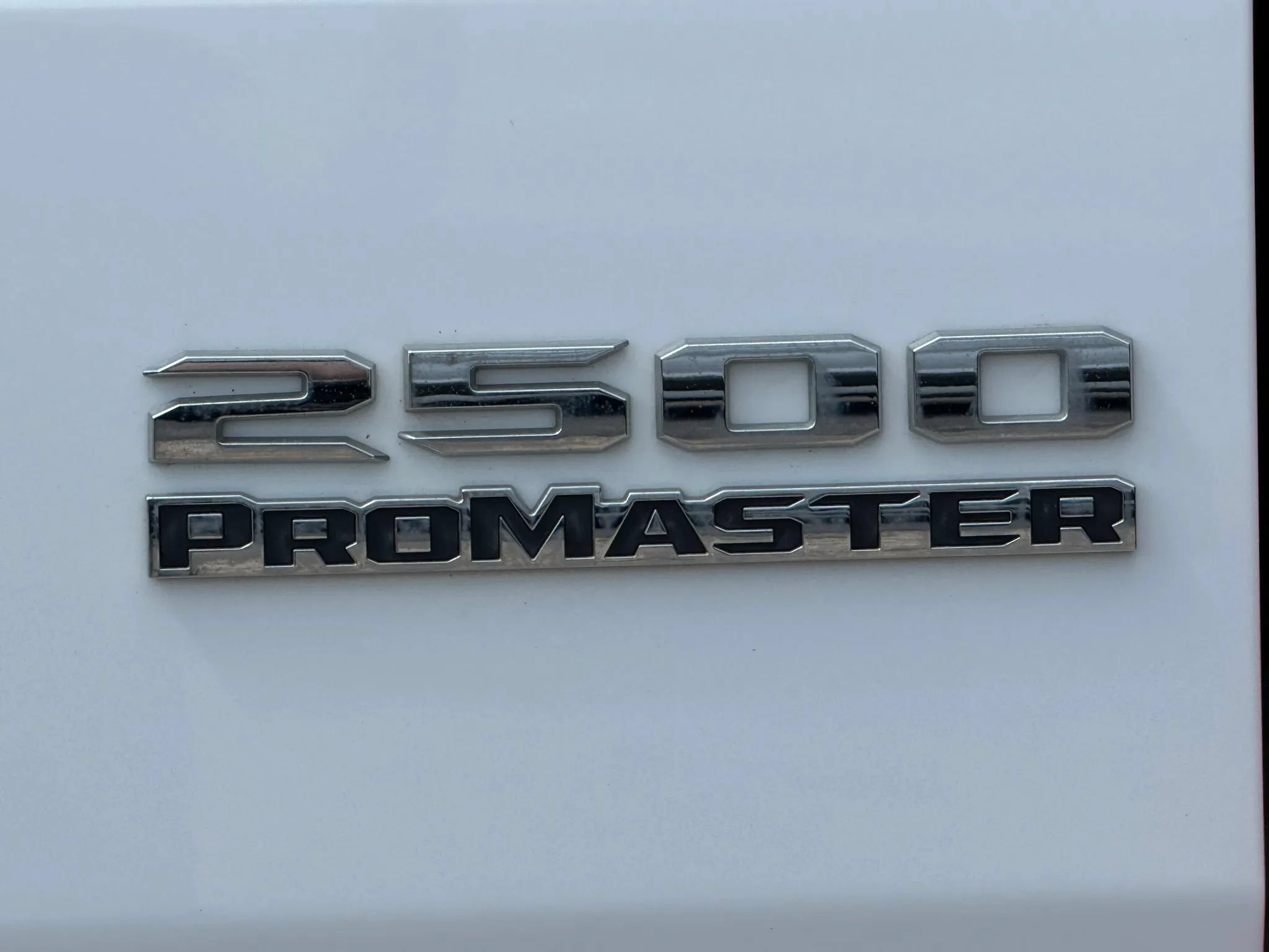 Used 2023 RAM ProMaster 2500 FWD image 8
