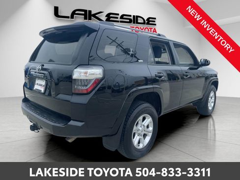 Used 2024 Toyota 4Runner SR5 image 7