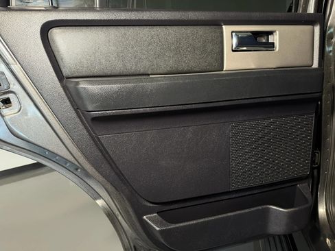 Used 2017 Ford Expedition Limited w/ Equipment Group 301A RWD image 31