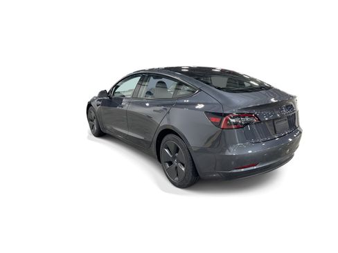 Certified 2023 Tesla Model 3 Standard Range RWD image 4
