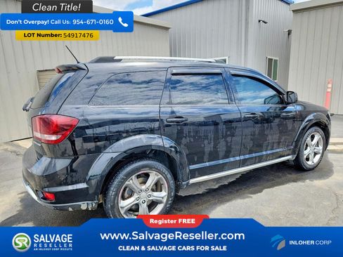Used 2017 Dodge Journey Crossroad AWD/4WD image 4