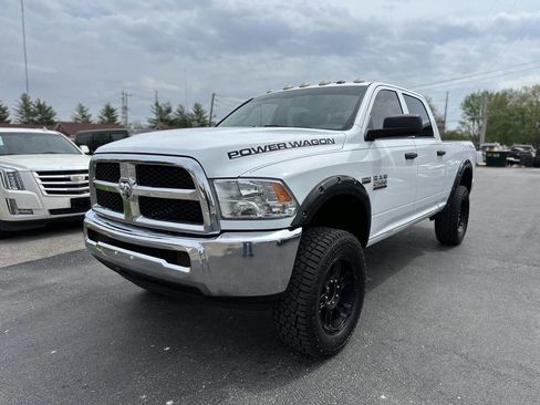 Used 2016 RAM 2500 Tradesman w/ Chrome Appearance Group image 3