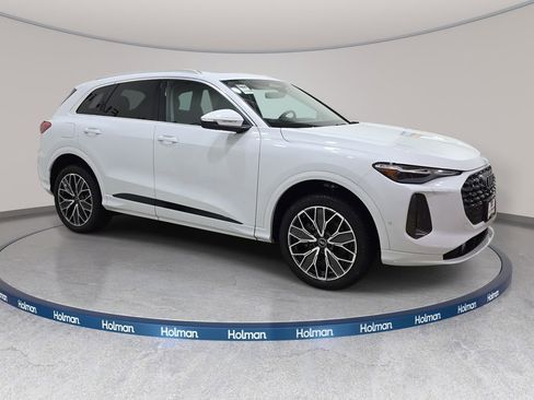 Used 2025 Audi Q5 Premium Plus w/ Premium Plus image 5