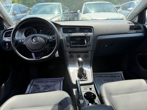Used 2015 Volkswagen Golf S FWD image 32