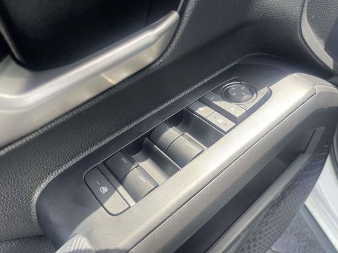 New 2025 Toyota Tacoma TRD Off-Road AWD/4WD image 16