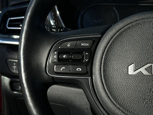 Used 2022 Kia Niro EX w/ Cold Weather Package image 14