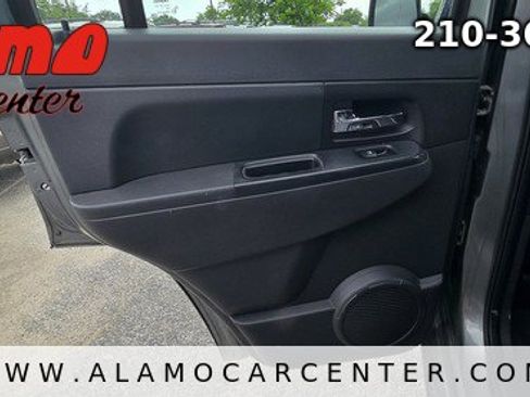 Used 2012 Jeep Liberty Sport image 32