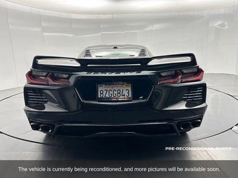 Used 2022 Chevrolet Corvette Stingray Preferred Cpe w/ Z51 Performance Package image 4