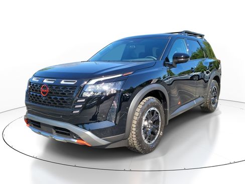 New 2026 Nissan Pathfinder Rock Creek AWD/4WD image 3